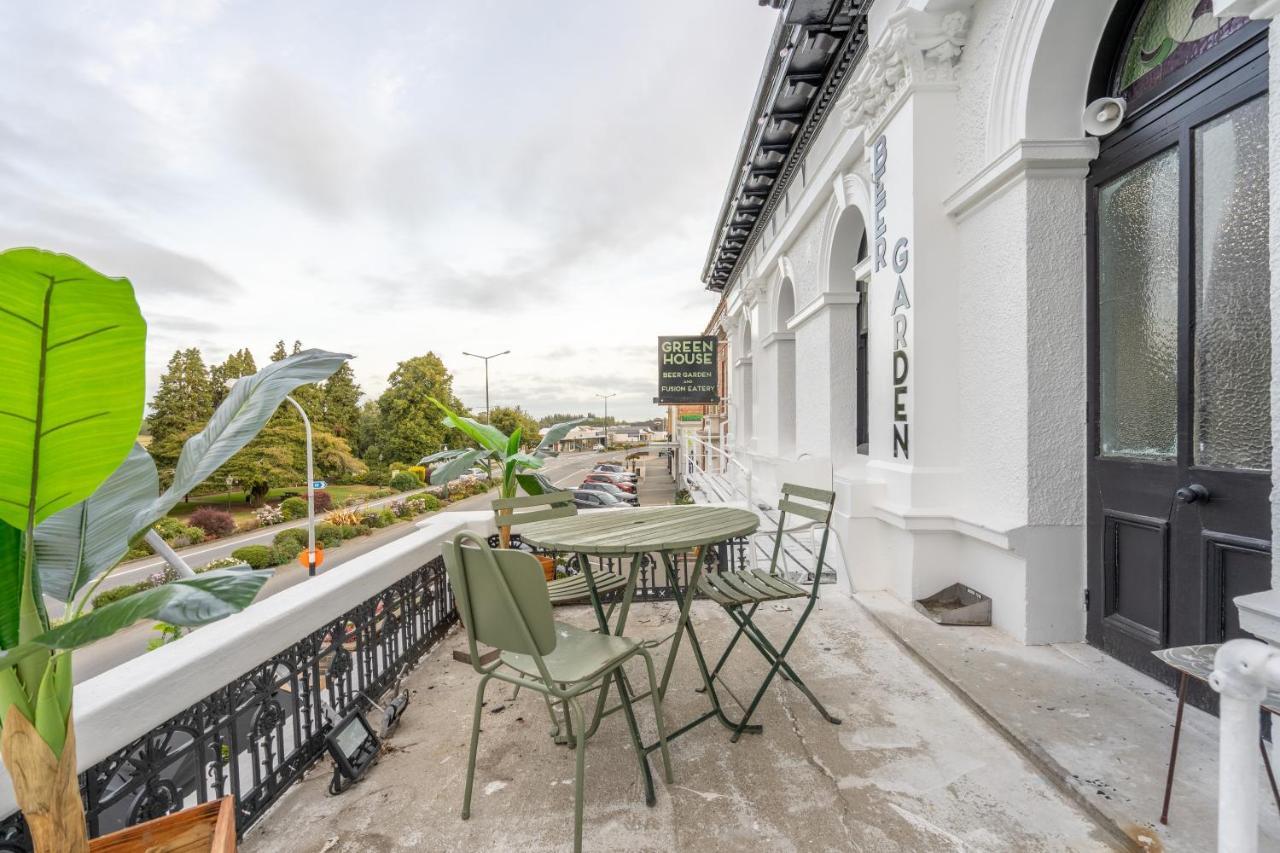 Railway Hotel Winton Екстериор снимка