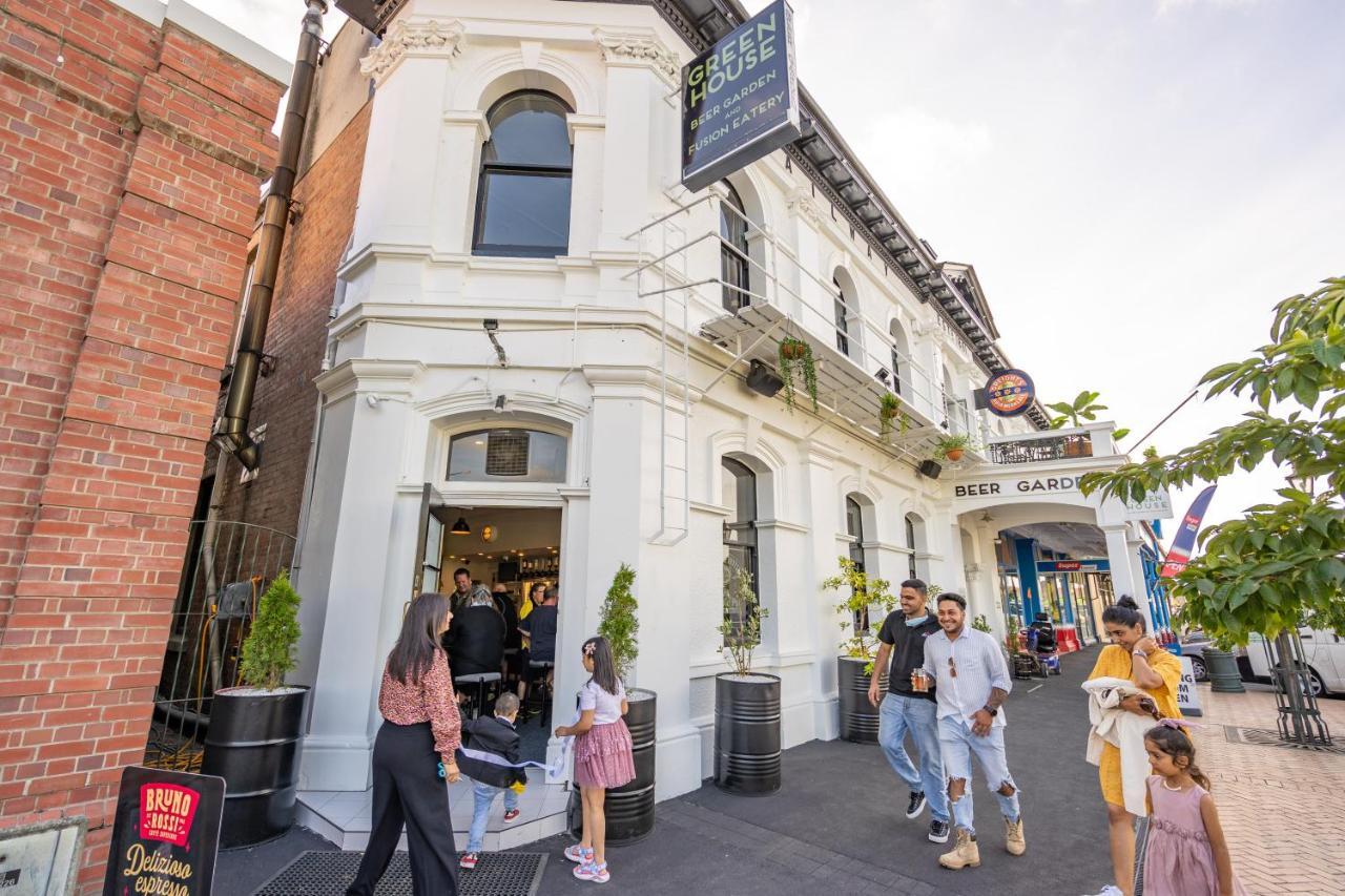 Railway Hotel Winton Екстериор снимка