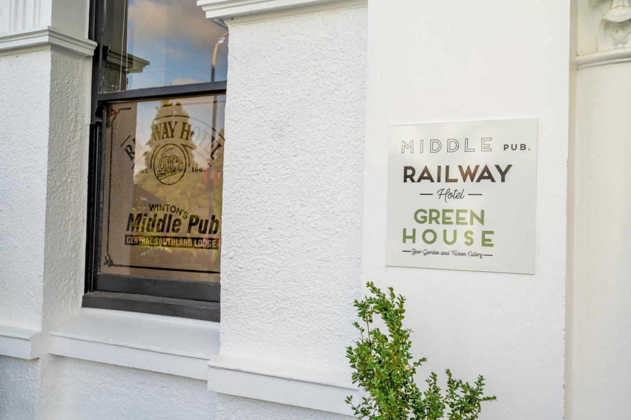 Railway Hotel Winton Екстериор снимка